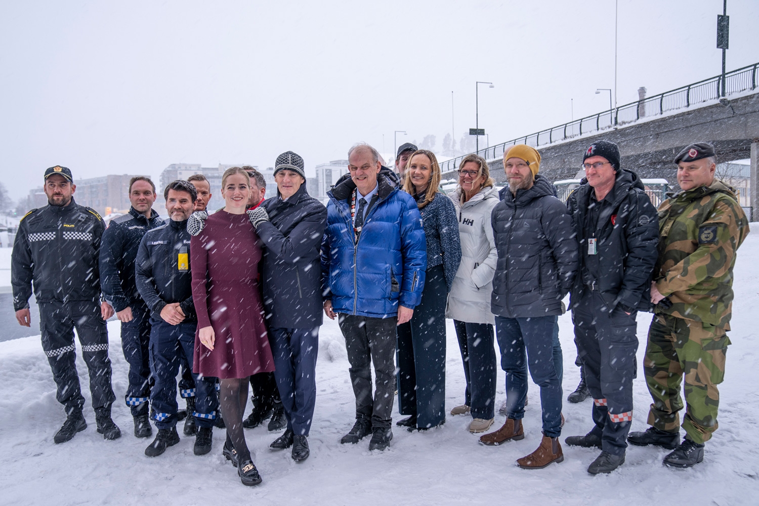 Slike råd vil regjeringen ha i alle kommuner. Tirsdag møtte statsminister Jonas Gahr Støre (Ap) og justis- og beredskapsminister Emilie Enger Mehl (Sp) det lokale beredskapsrådet i Hønefoss, som blant annet håndterte ekstremværet Hans.