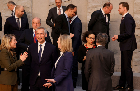 Nato-landenes utenriksministre møttes torsdag i Brussel. Der sto blant annet Sverige og Finland på agendaen. 