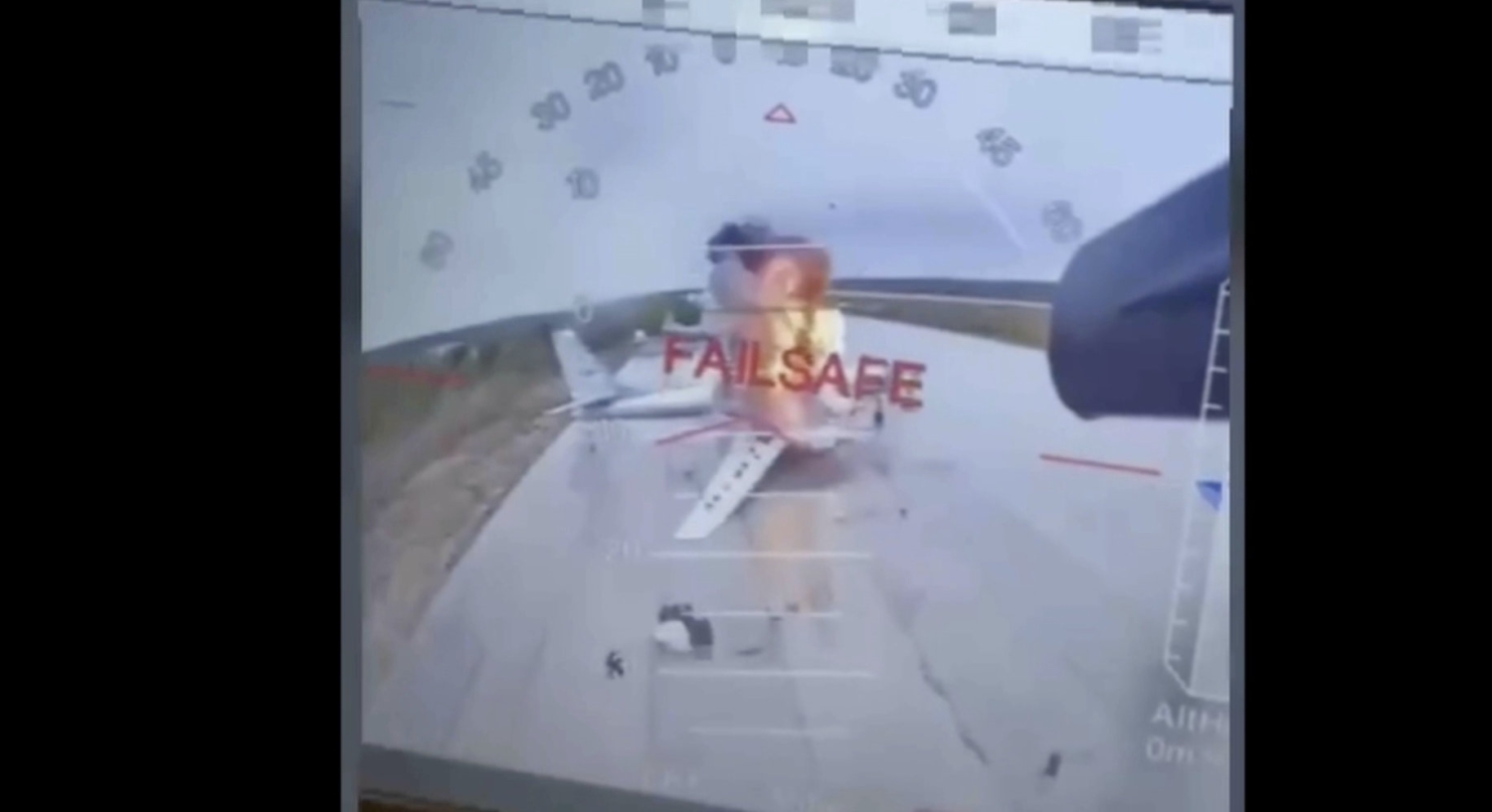 Ukrainske bilder av russiske strategisk bombefly i brann dypt inne på russisk territorium.
