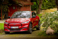 Nye Ford Mustang Mach-E ble den mest solgte bilen i Norge i mai