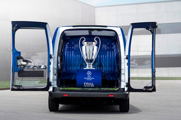 Nissan fortsetter med Champions League