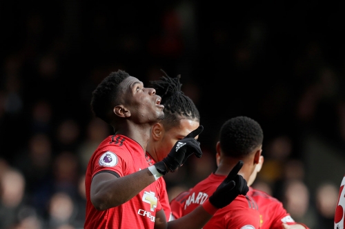 Paul Pogba scoret to ganger da Manchester United slo Fulham 3-0 lørdag. 