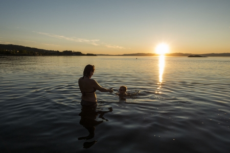 Unormalt høye badetemperaturer denne sommeren