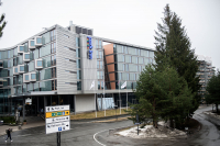 Park Inn by Radisson er et av de store karantenehotellene ved Oslo lufthavn på Gardermoen i Ullensaker kommune.